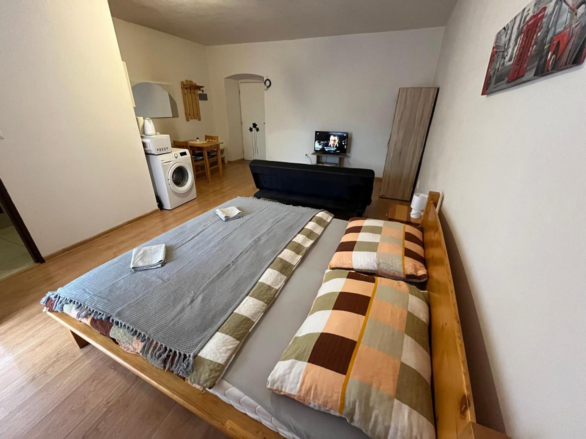 Apartman Centrum Banska Bystrica Exterior photo
